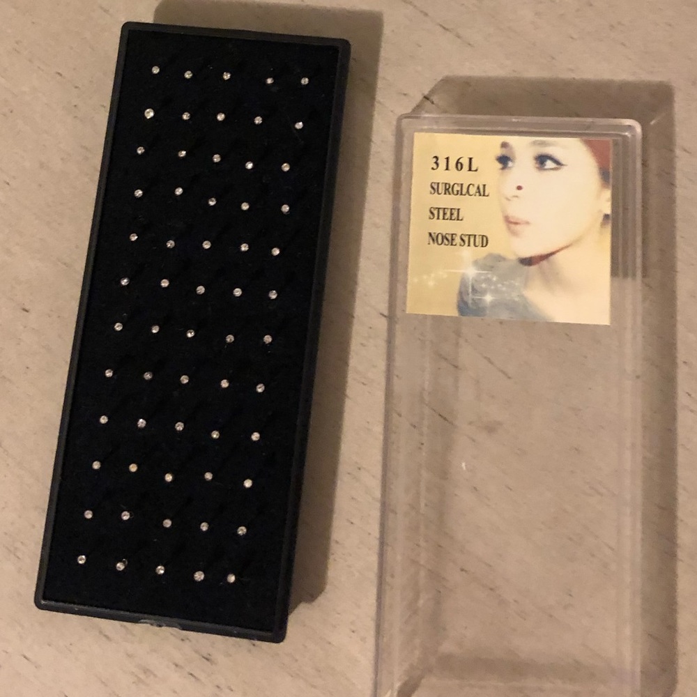 Surgical steel nose stud 60 count